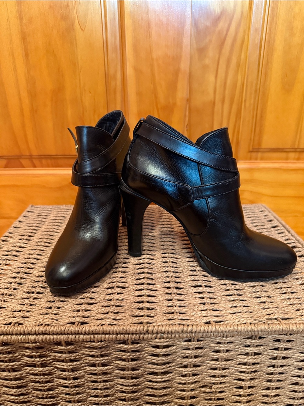 MaxMara Black Leather High-Heel Ankle Booties with Wrap Strap